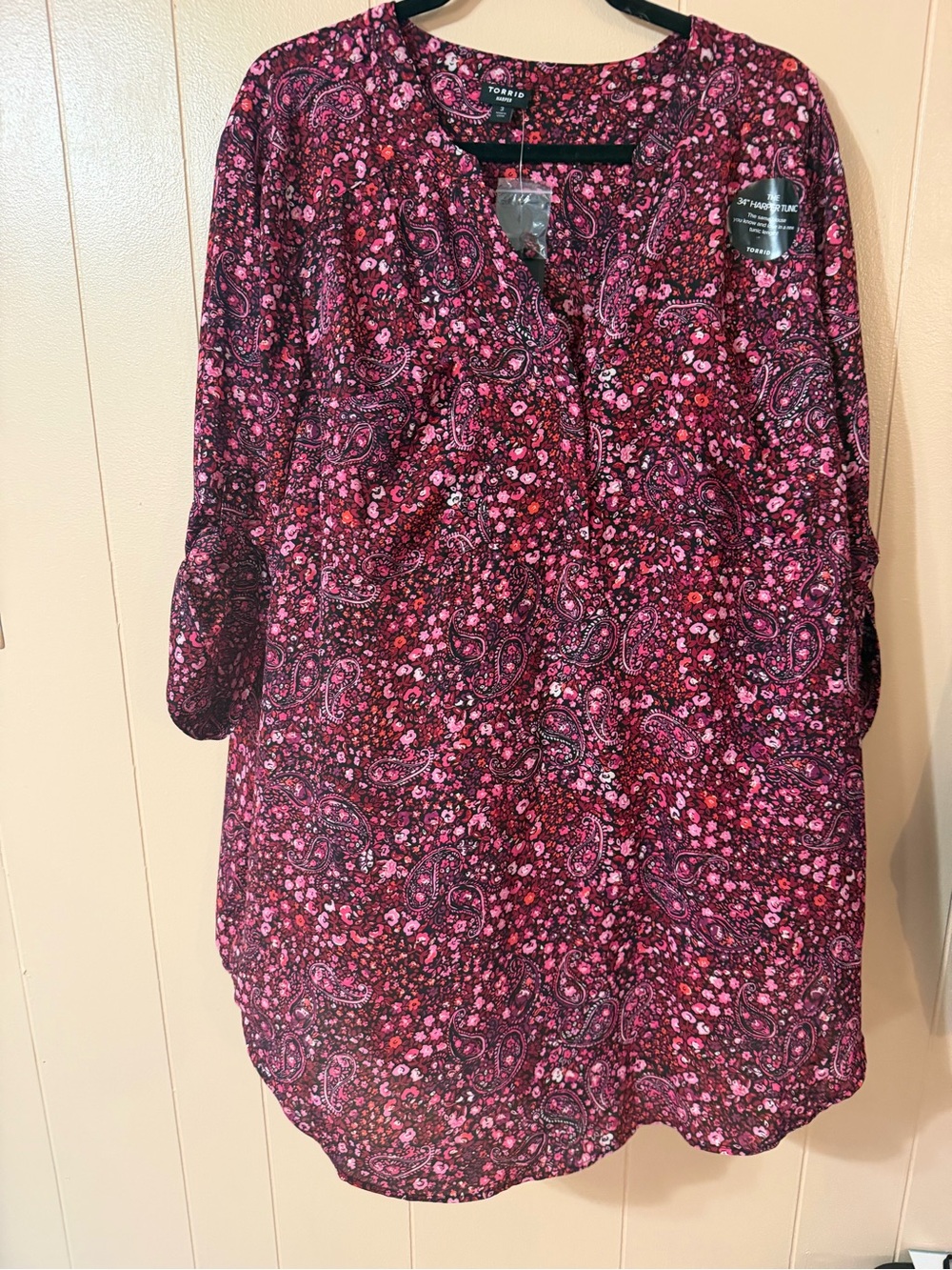 Torrid NWT Harper Pink Paisley & Floral blouse
